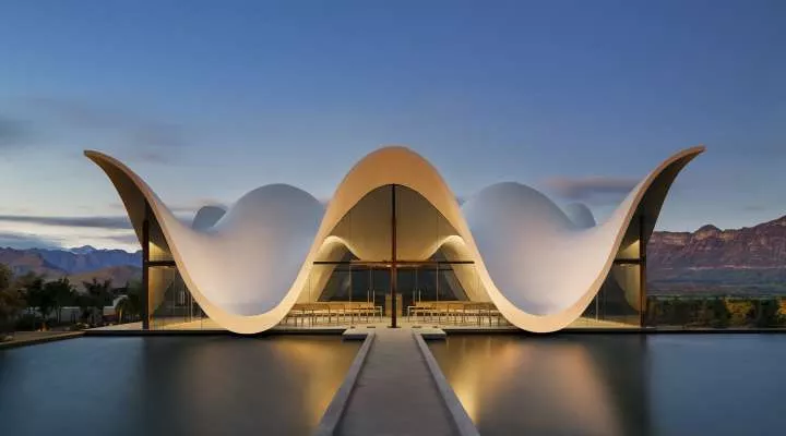 Restaurant image