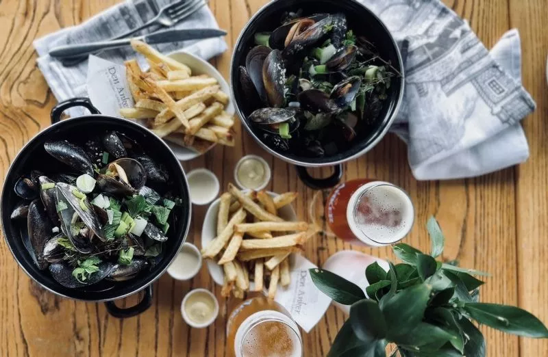 Restaurant image