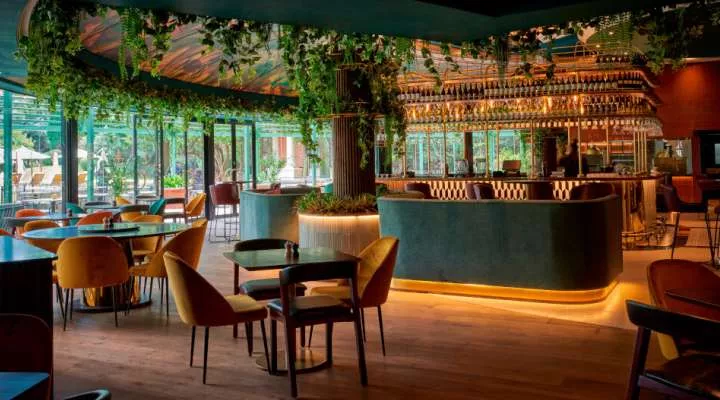 Restaurant image