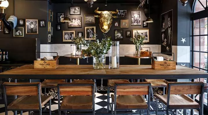 Restaurant image