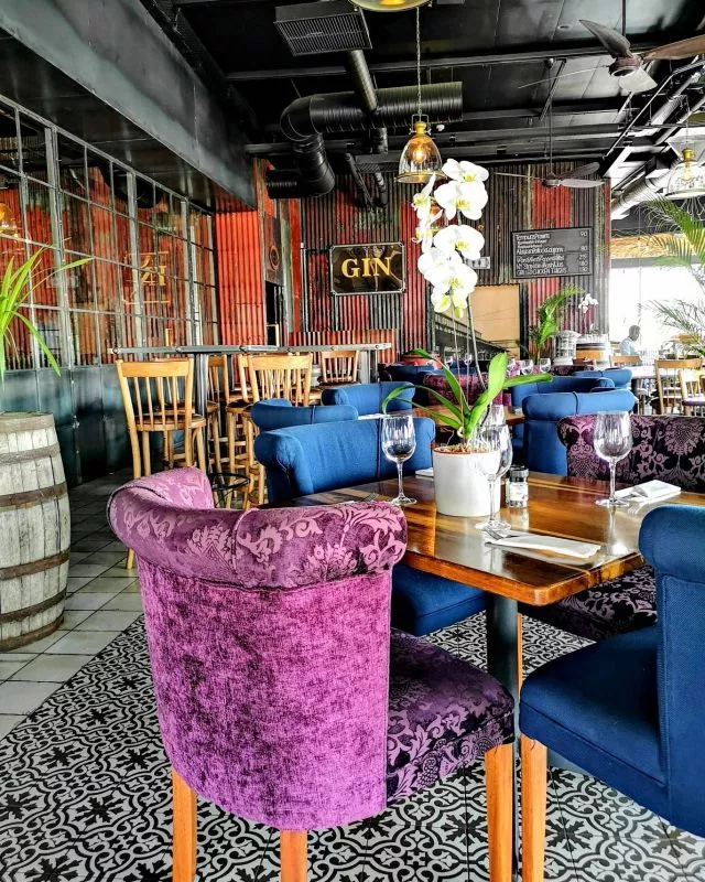 Restaurant image