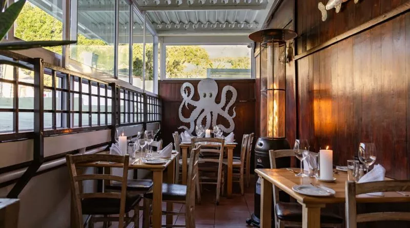 Restaurant image