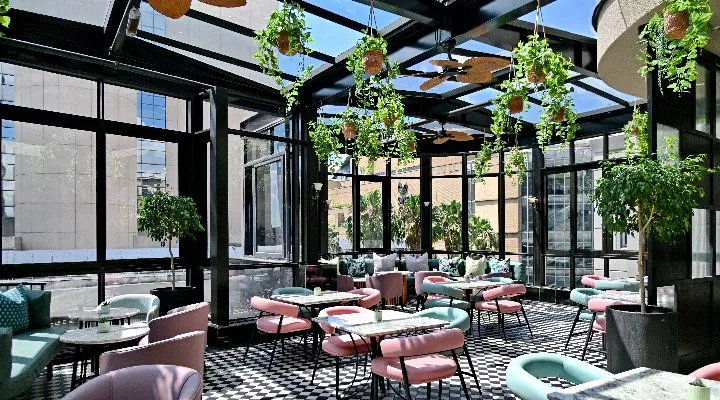 Restaurant image