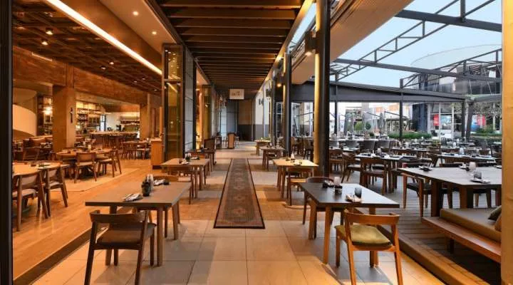 Restaurant image