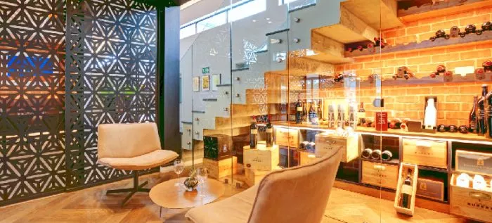 Restaurant image