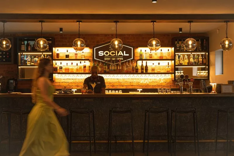 Restaurant image