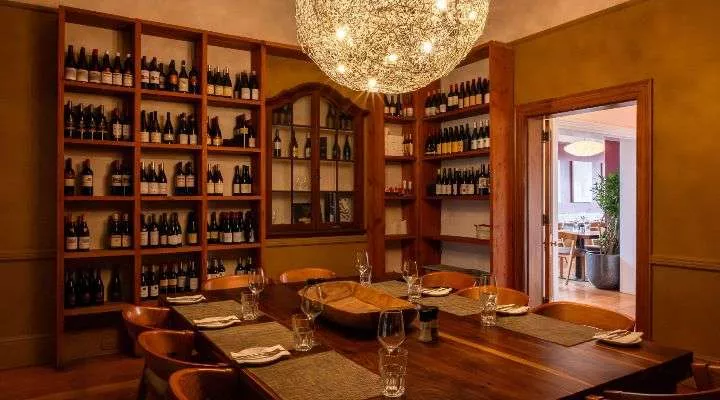 Restaurant image