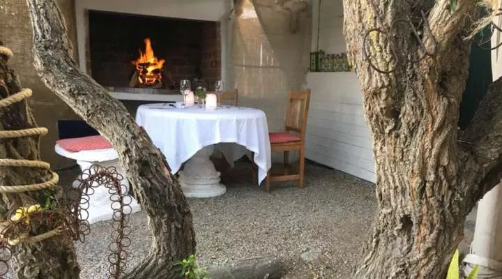 Restaurant image