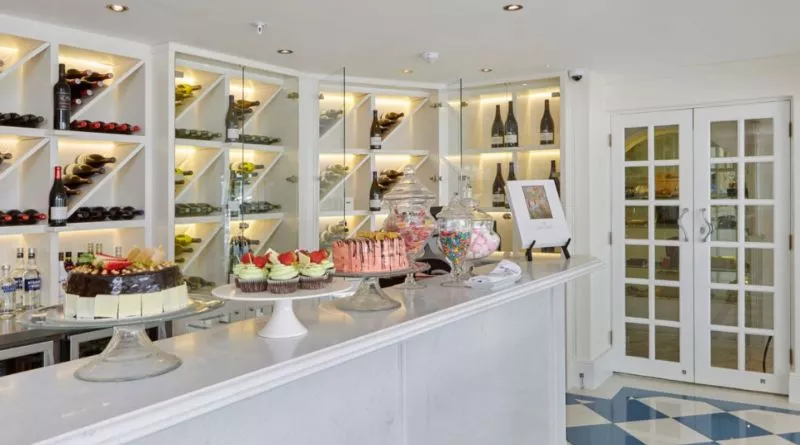 Restaurant image