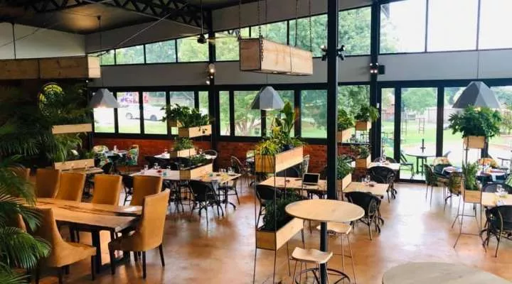 Restaurant image