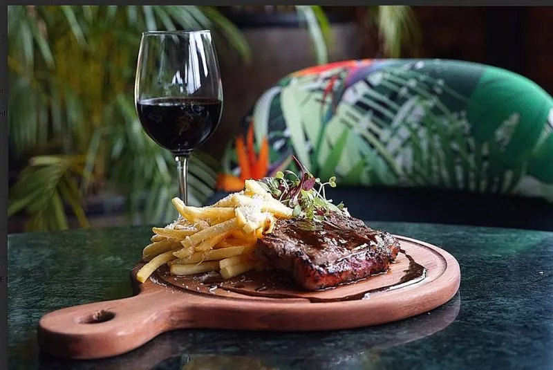 Restaurant image