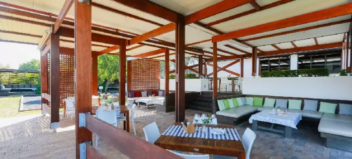 Restaurant image