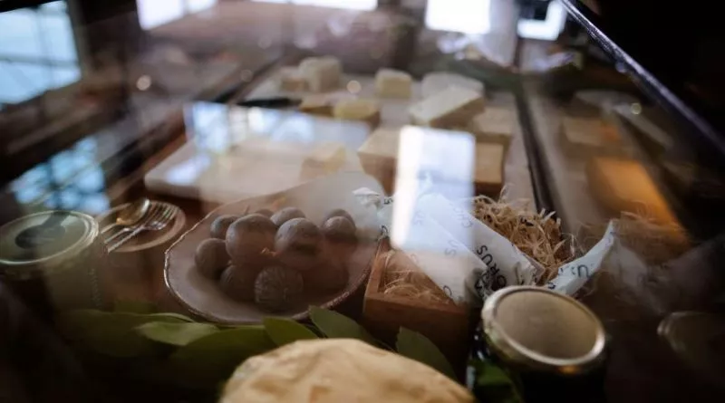 Restaurant image