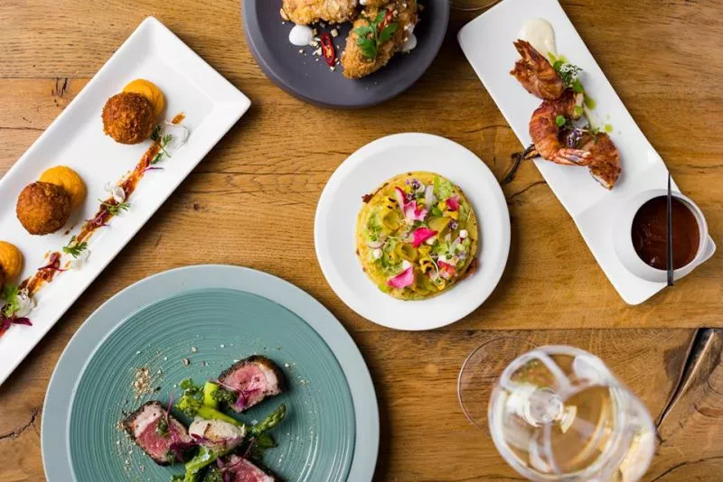 Restaurant image
