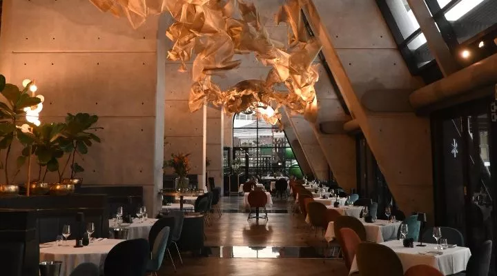 Restaurant image