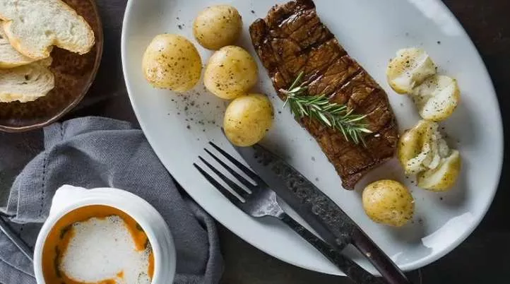 Restaurant image