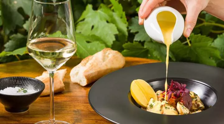 Restaurant image