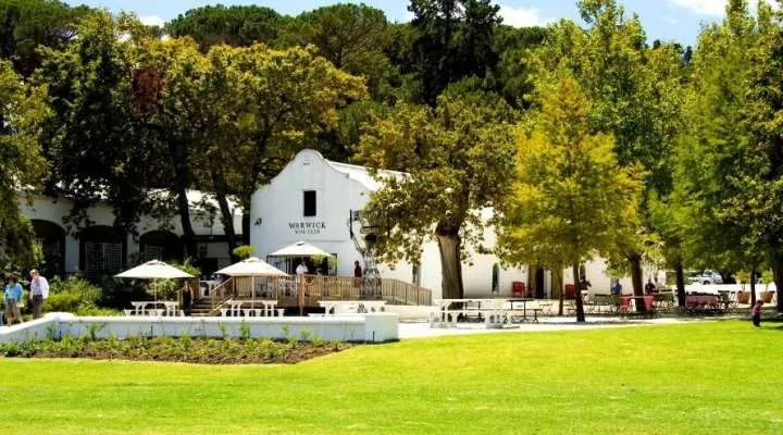 Restaurant image