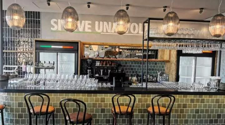 Restaurant image