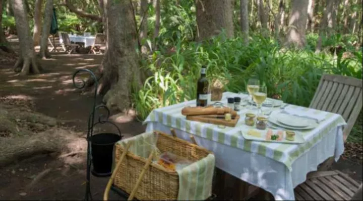 Restaurant image