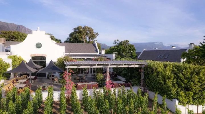 Restaurant image