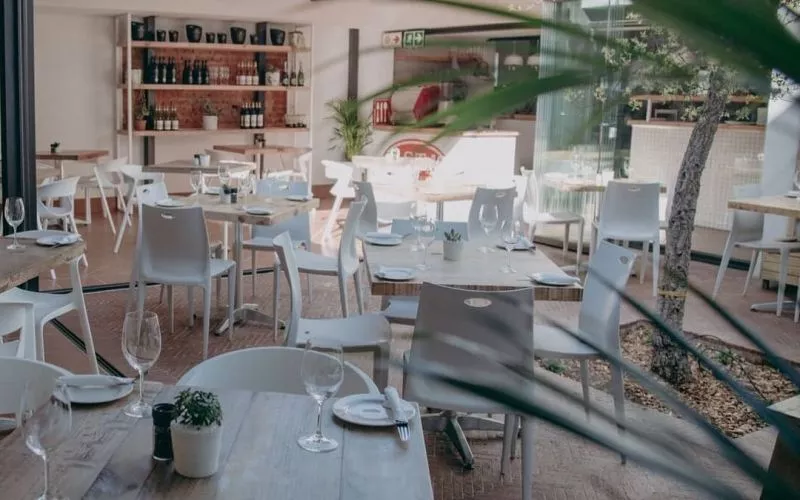 Restaurant image