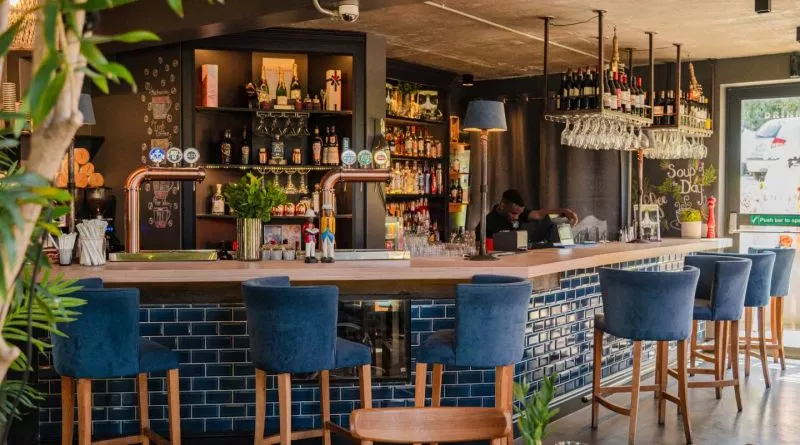 Restaurant image