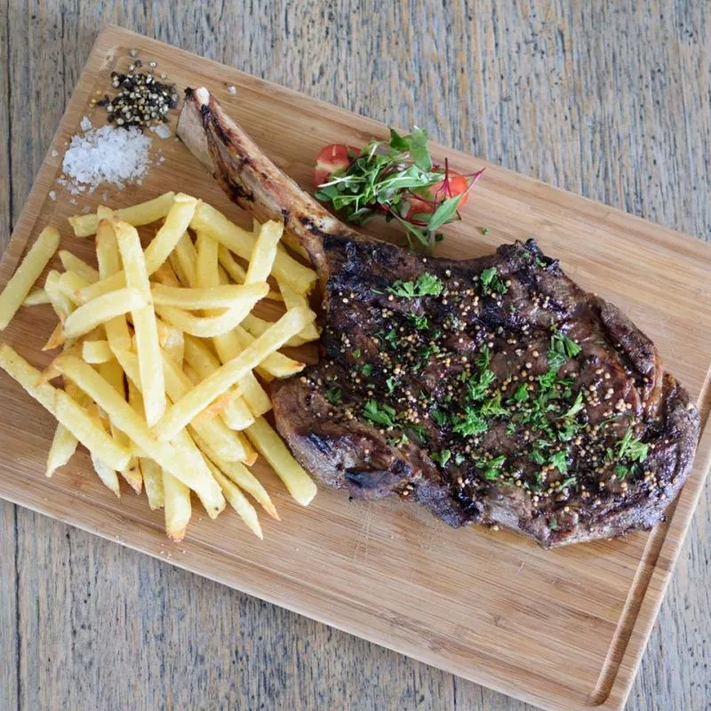 Restaurant image