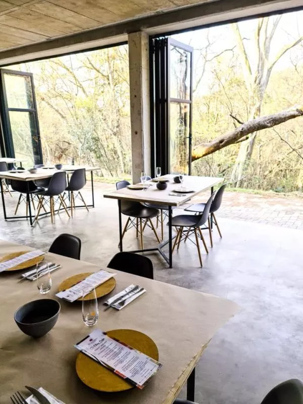 Restaurant image