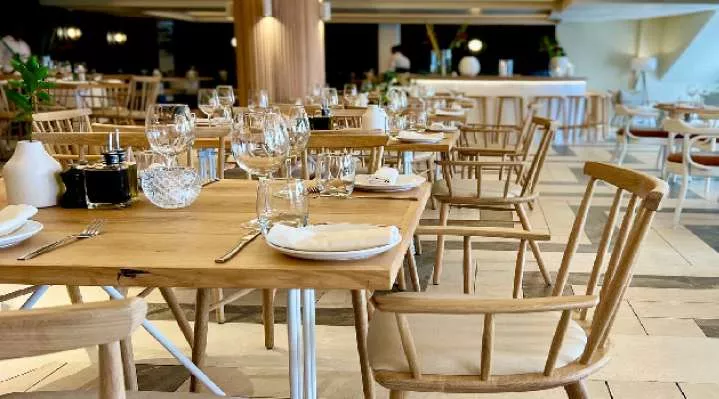Restaurant image