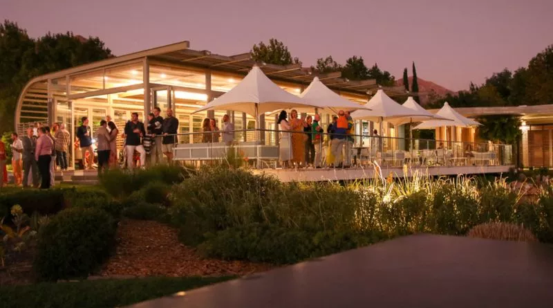 Restaurant image