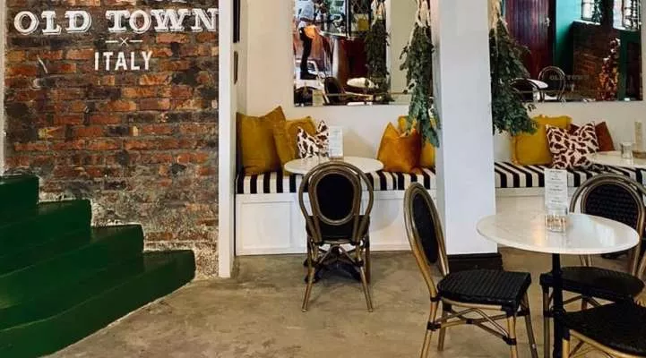 Restaurant image