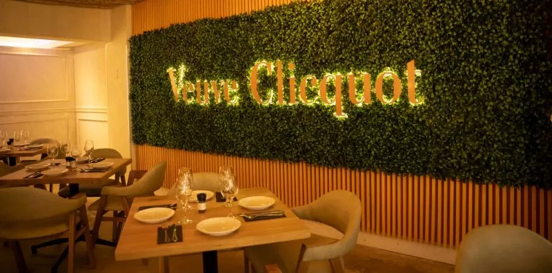 Restaurant image