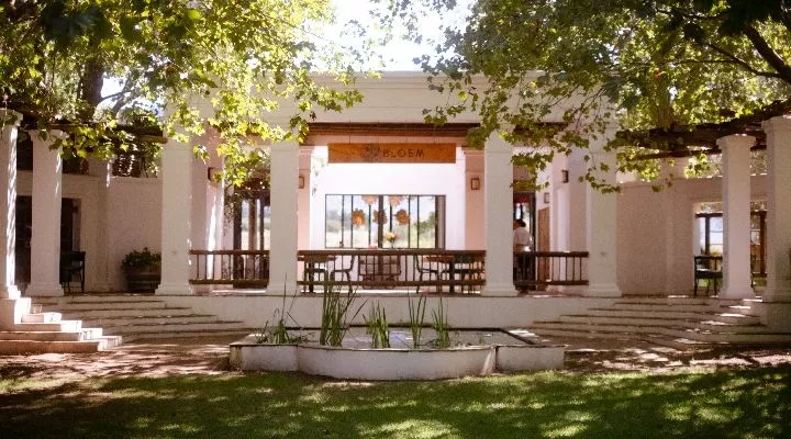 Restaurant image
