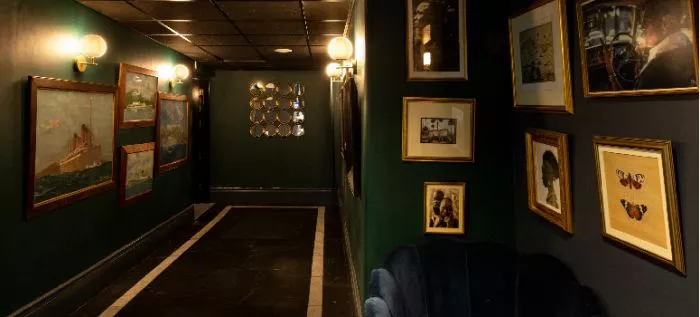 Restaurant image