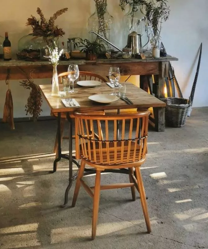 Restaurant image