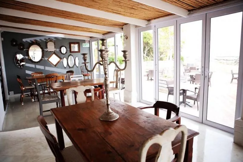Restaurant image