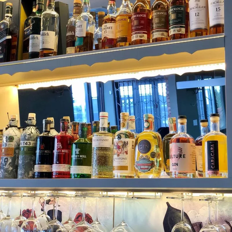 Restaurant image