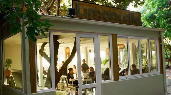 Restaurant image