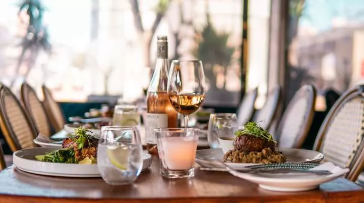 Restaurant image