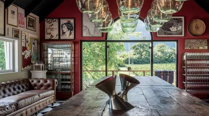 Restaurant image
