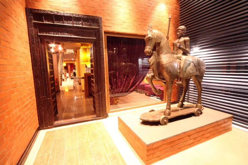 Restaurant image