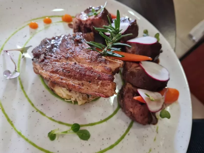 Restaurant image