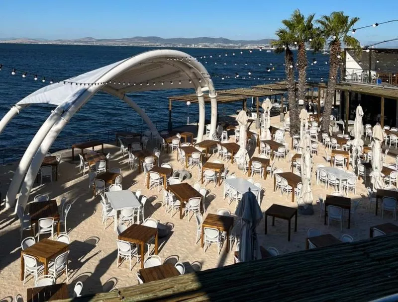 Restaurant image