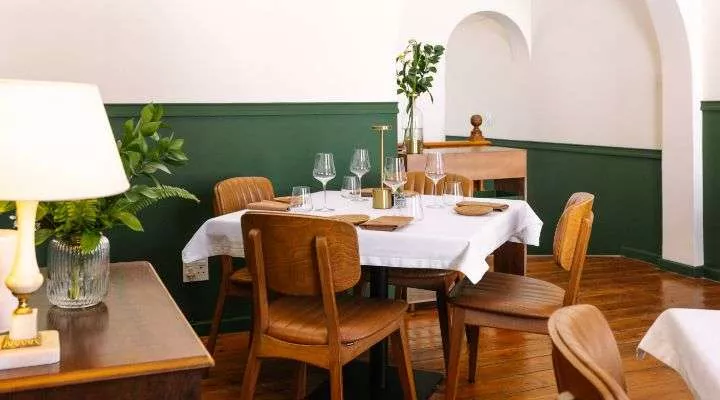 Restaurant image