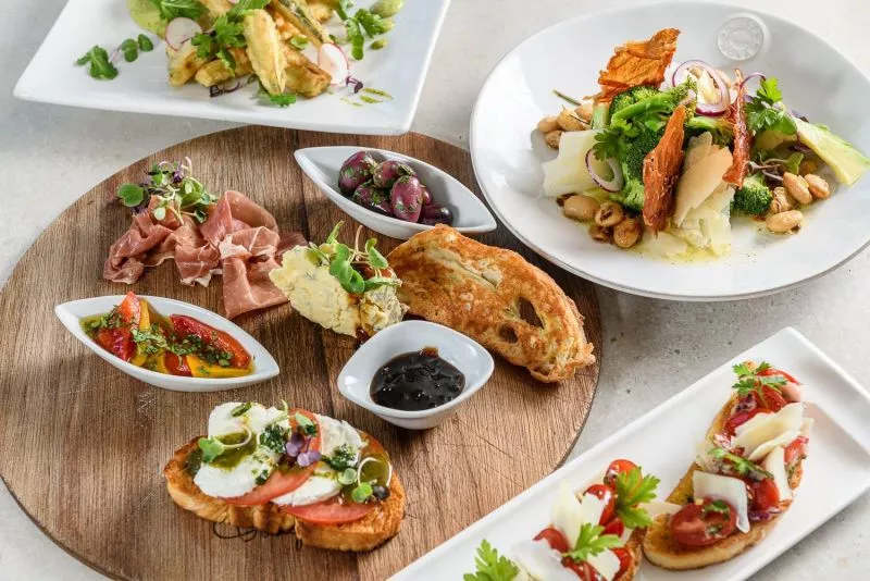 Restaurant image