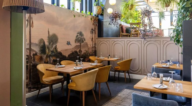 Restaurant image