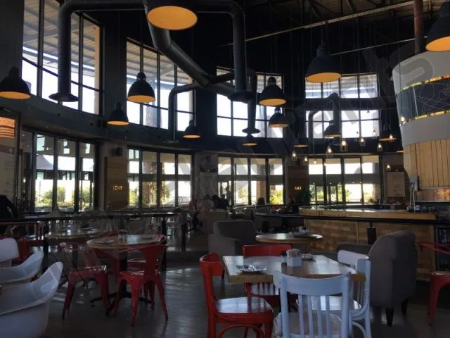Restaurant image