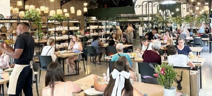 Restaurant image