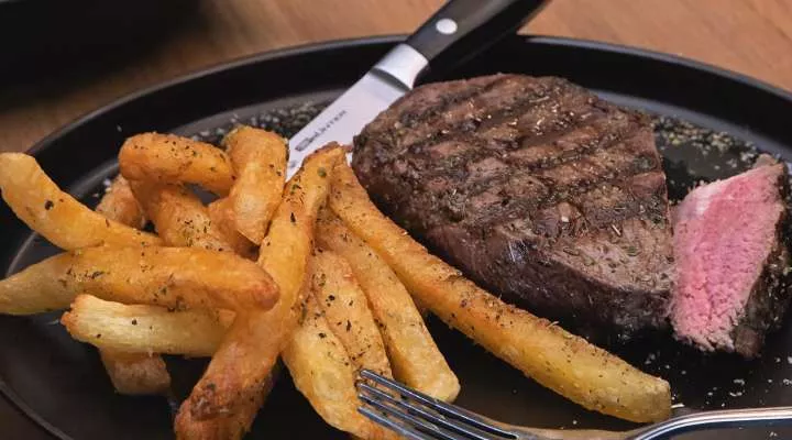 Restaurant image
